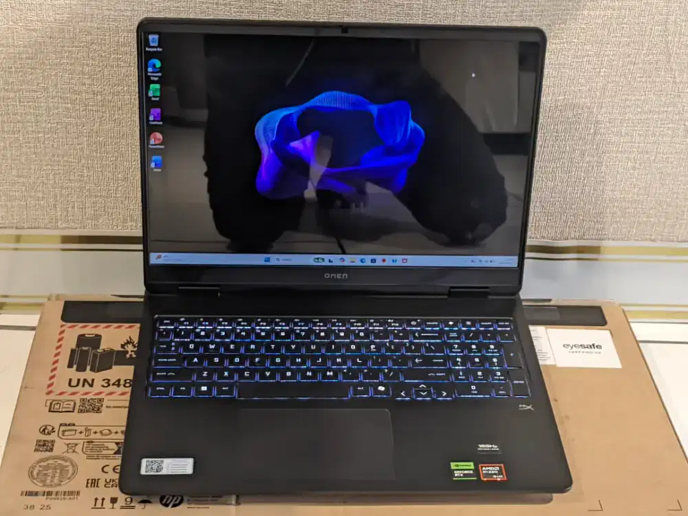Hp Omen 16-ap0xxx Ryzen 9 8940HX Ram 16 GB SSD 1 TB RTX 5060 Vram 8 GB