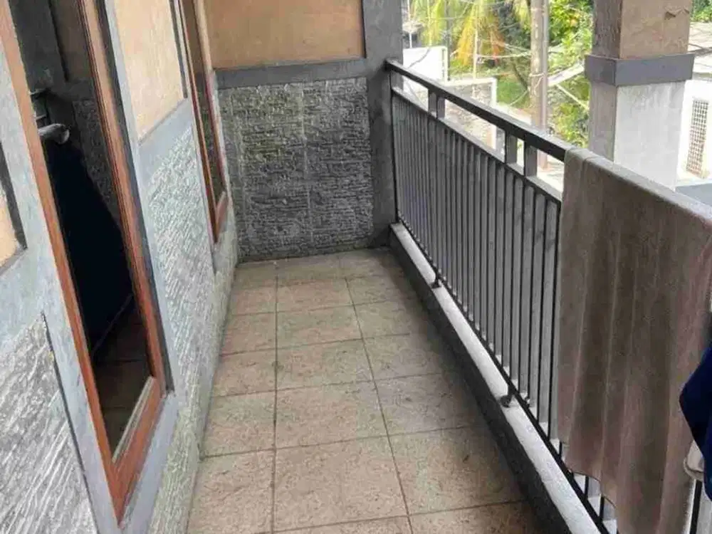 Dijual Rumah Kost kelapa dua Tangerang, Depan jalan lebar 2 mobil