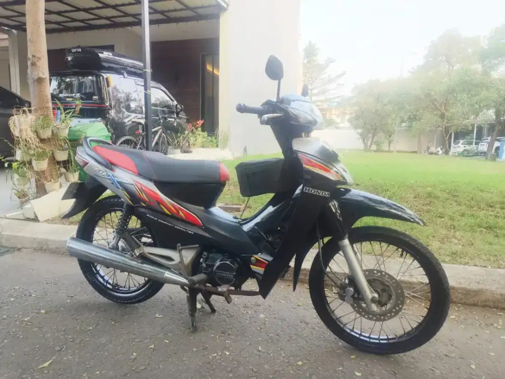 Honda Supra Fit 2008 orisinil