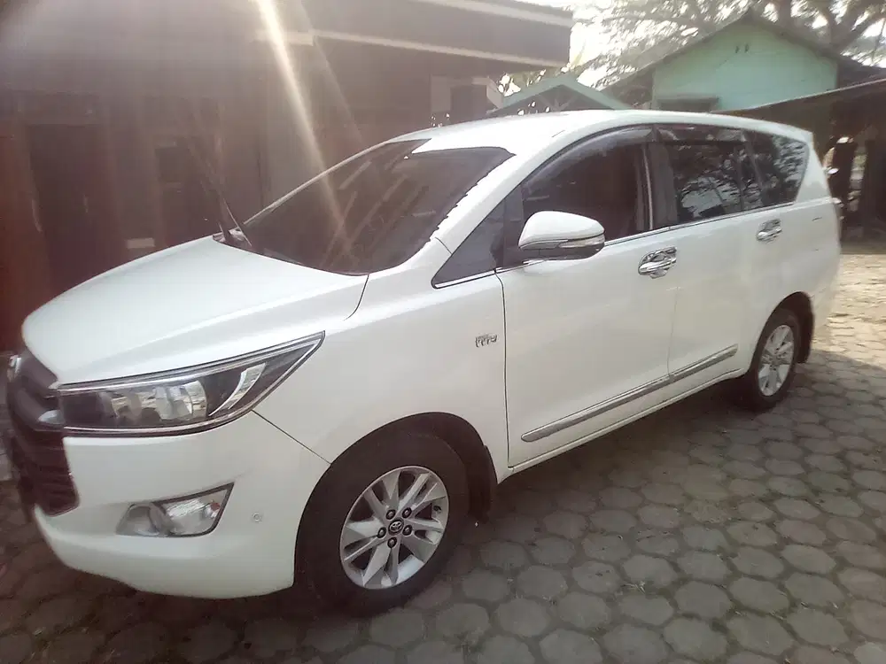 Toyota Kijang Innova 2016 Bensin