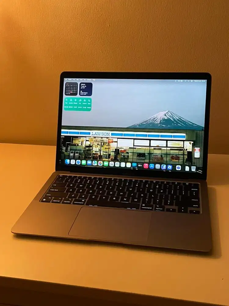 MacBook Air 2020 M1 8/256