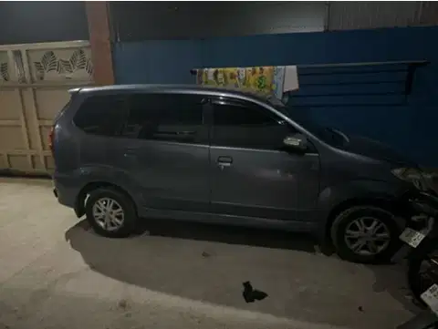 Toyota Avanza 2011 Bensin