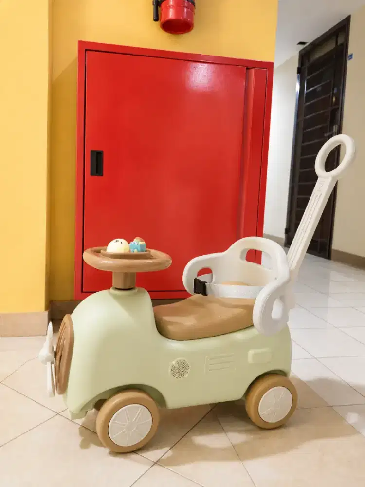 Mainan Anak mobilan dorong exotic