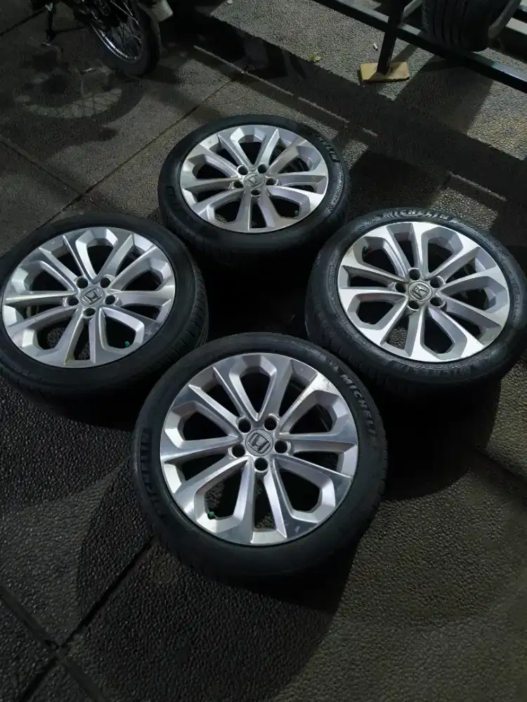 Velg r18 18 original Accord HRV brv CRV innova