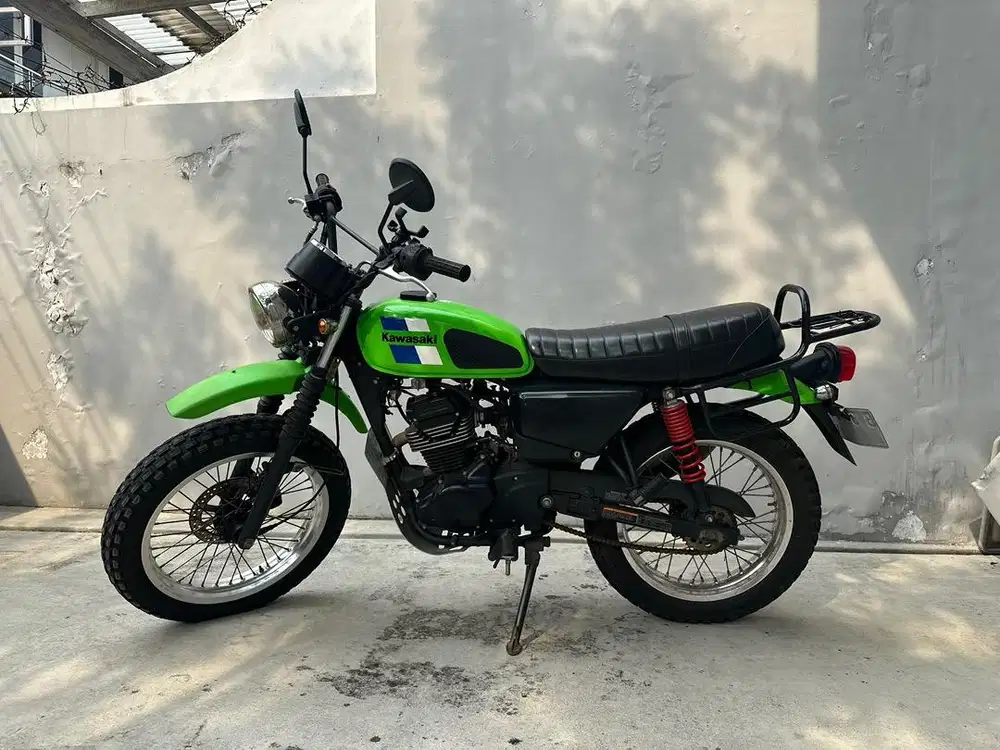 KAWASAKI W175TR 2022