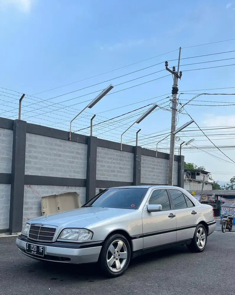 Mercedes-Benz C230 1997 Bensin
