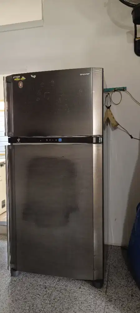 Kulkas Sharp ion plasma cluster inverter digital