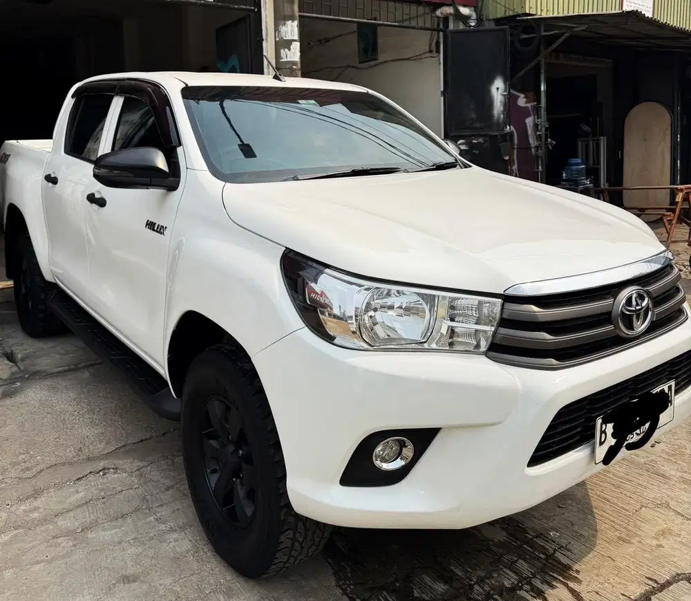 Toyota hilux tahun 2020 double cabin 4WD