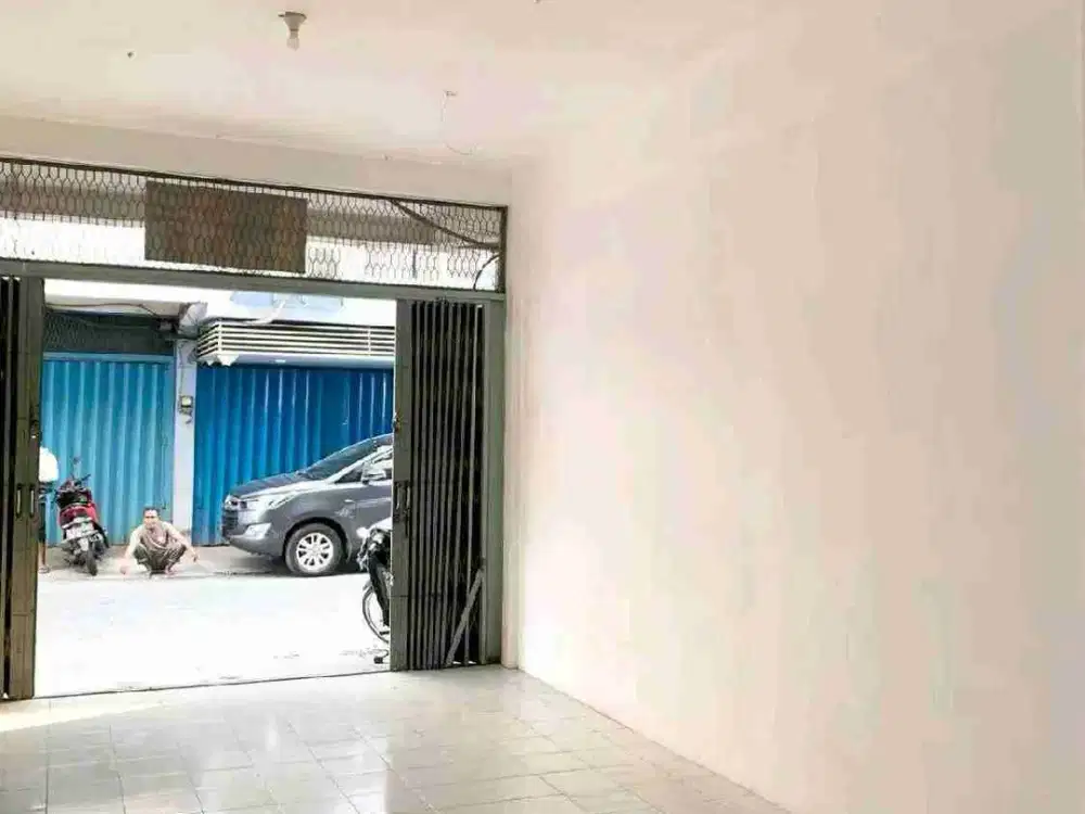 Sewa Ruko Bubutan Baliwerti . Bagus Siap Pakai. Cocok untuk elspedisi, isaha online, gudang, depot
