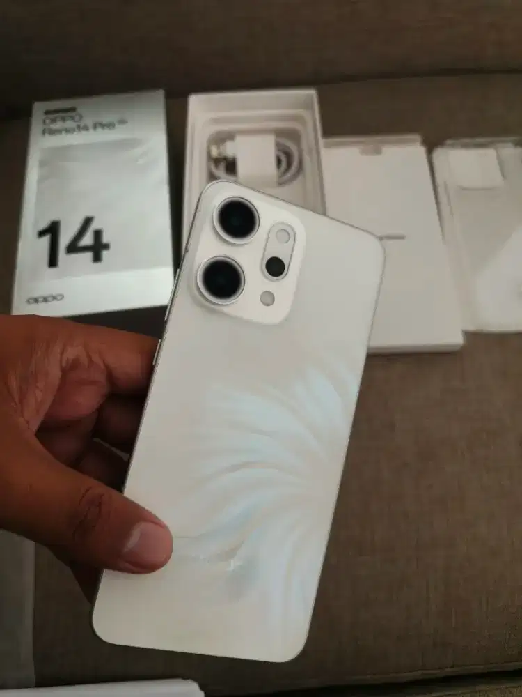 Oppo Reno 14 Pro 5G 12/512 GB fullset mulus