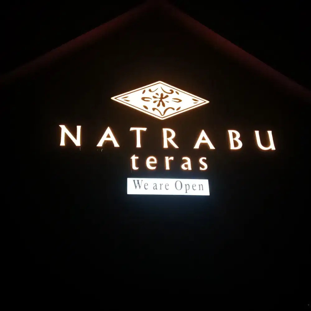 Jasa pembuatan logo reklame hurup timbul neon box bilbot neonplek