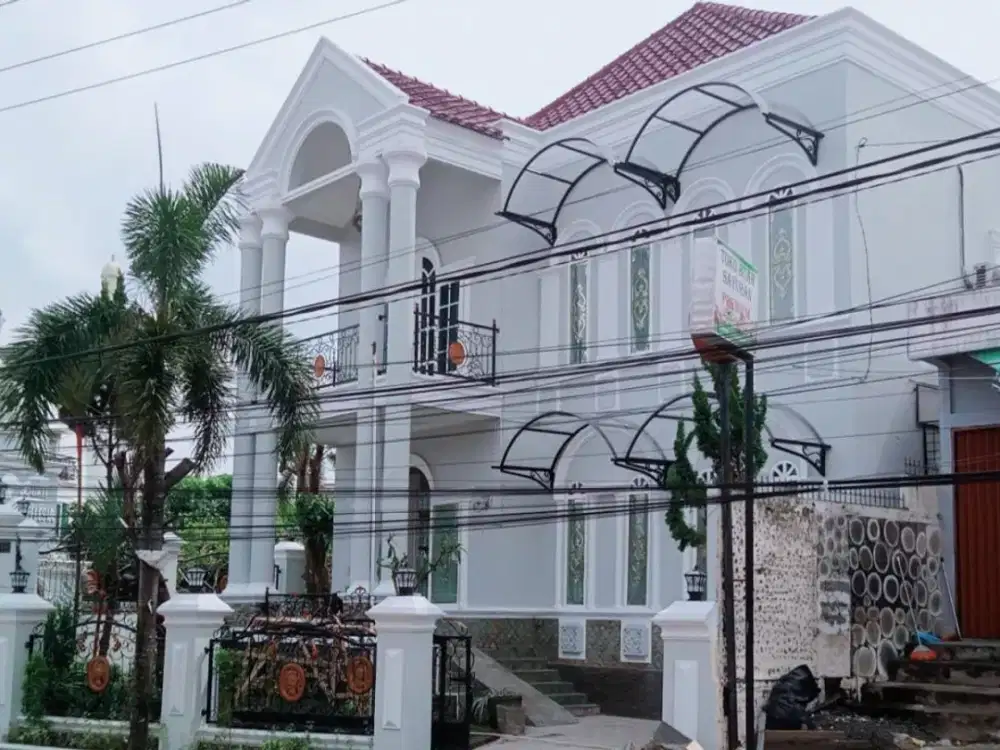 Dijual Rumah Strategis posisi Hook KM 9 Kol.H.Burlian Palembang