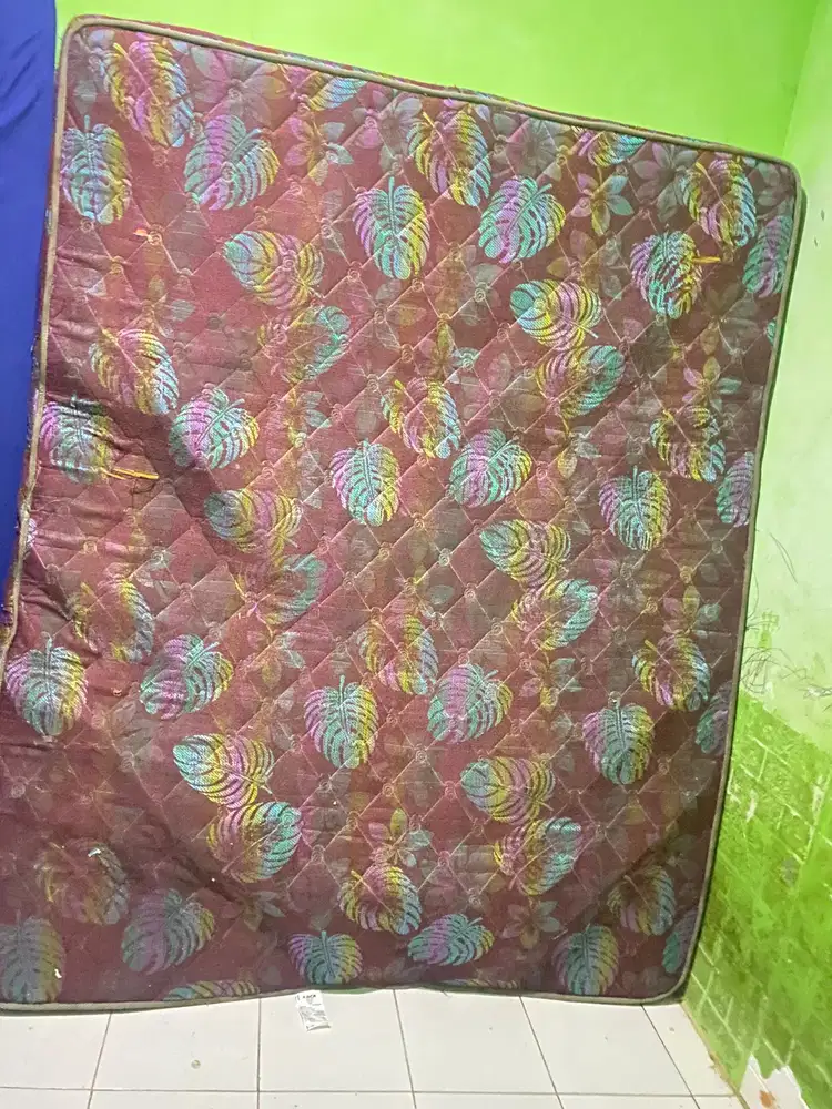 Kasur masih lumayan bagus