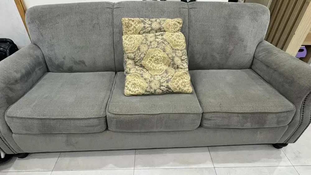 Sofa Fabric Informa. Harga bisa nego.