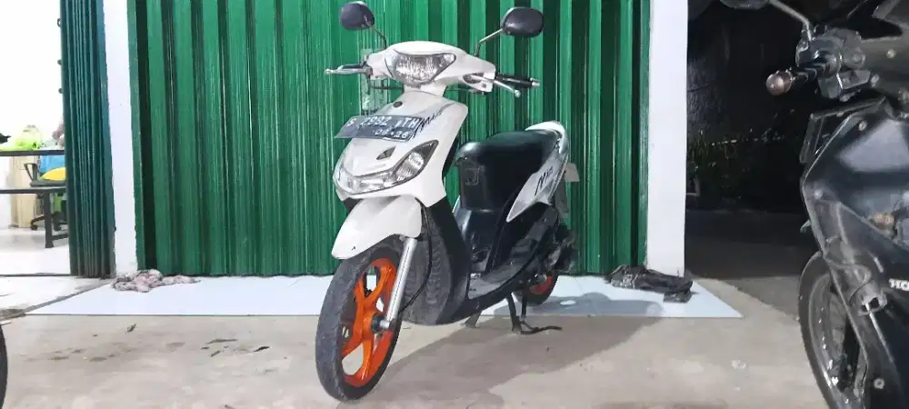 Mio 2010 warna putih