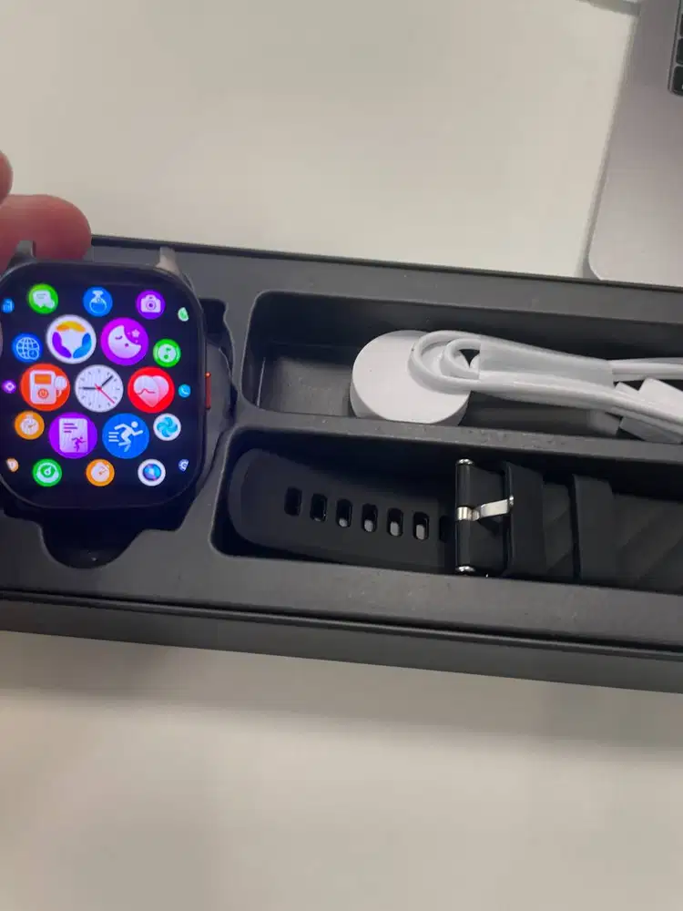 Smartwatch (Jam Tangan) Brand China. Baru.