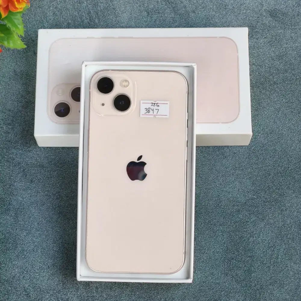 iPhone 13 256GB