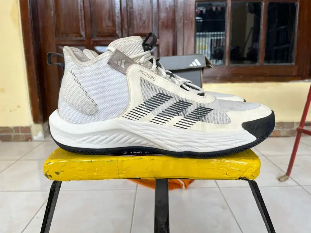 Wts sepatu basket