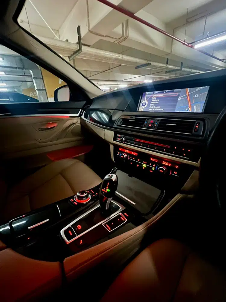 BMW F10 528i 2012 Bensin