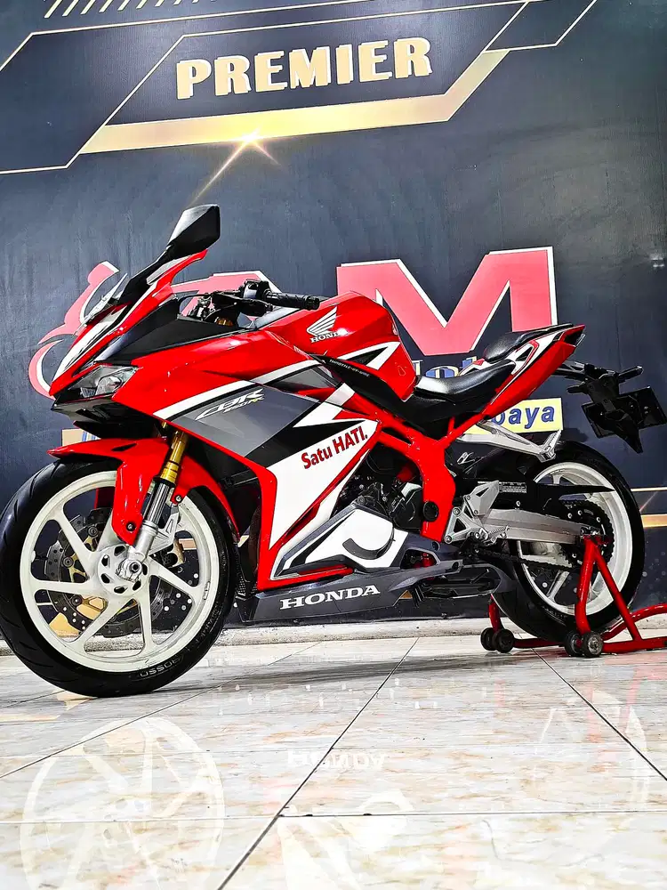 Cbr250rr abs Racing red odo 12rb asli kinyis2. Anugerah motor rungkut