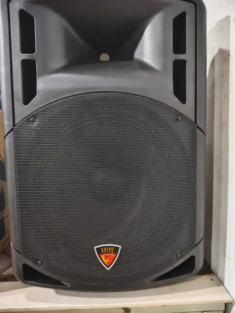 Speaker Monitor Merk RHYME 400 W .
