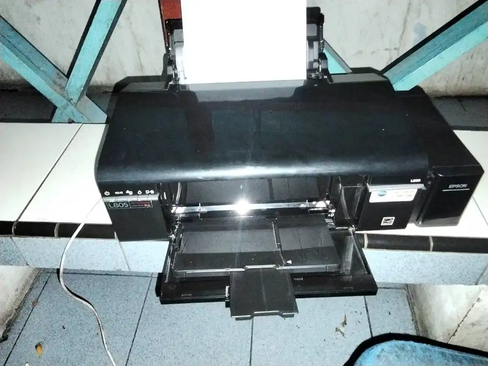 Epson L805 Printer Foto 6 Warna - Mesin Normal Tinta Hitam Pekat