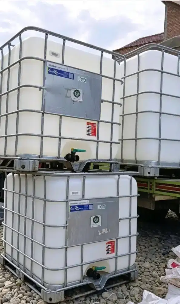 Toren Air Kempu IBC Uk 1000Liter Merk Eropa