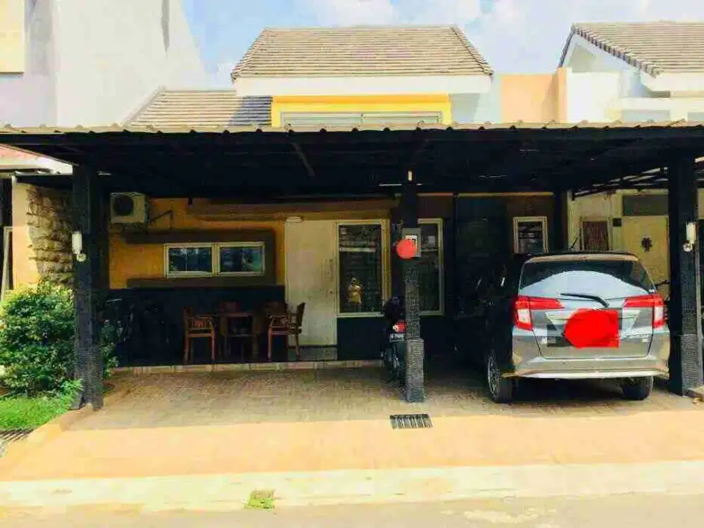 Rumah 1,5 Lantai di Green Park Residence, Bekasi