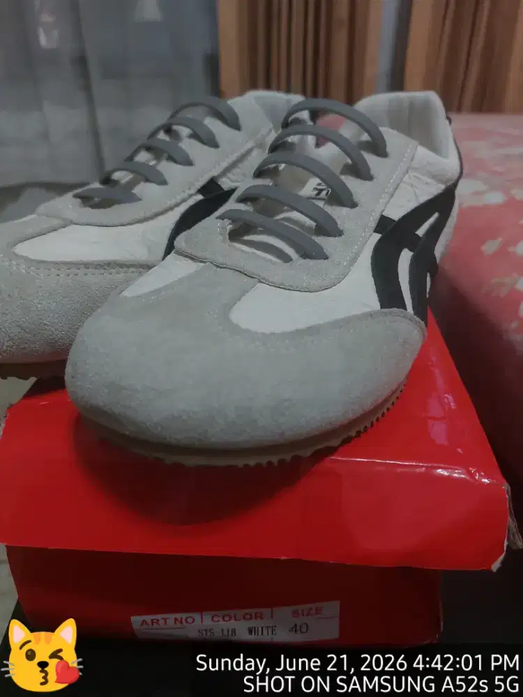Sneakers SETU 40 (25 CM)