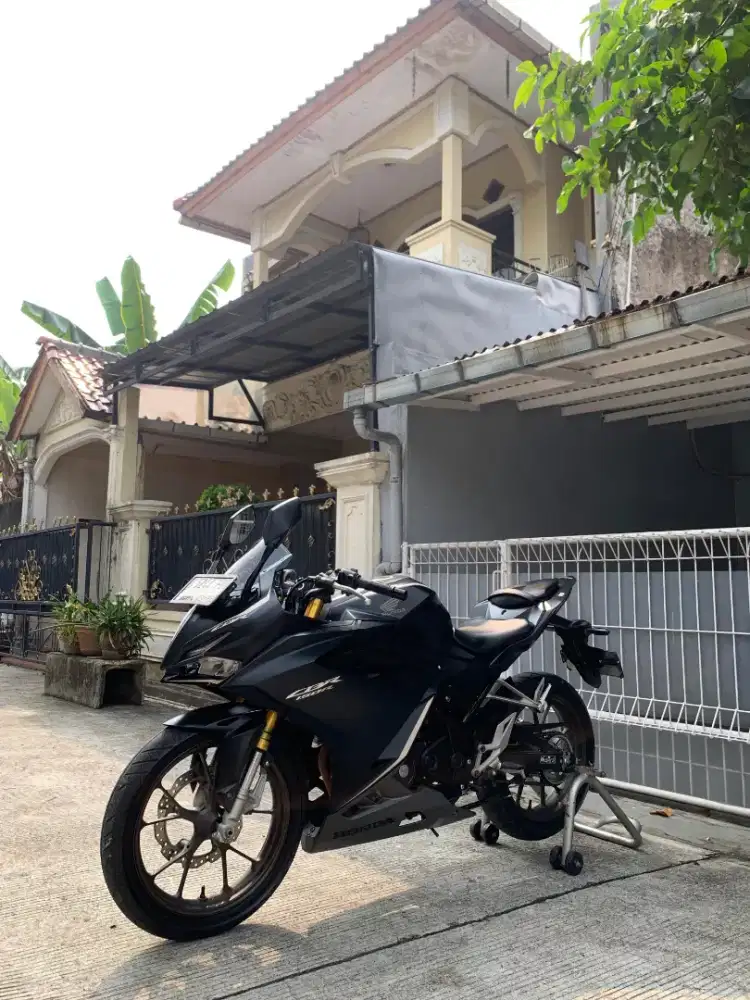ALL NEW HONDA CBR 150 R 2023 KM 14 RB