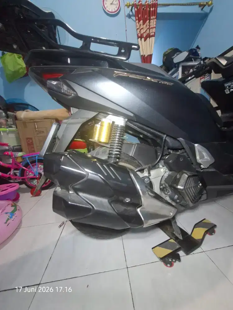 Knalpot original Honda CBR250RR Pnp Honda pcx 160
