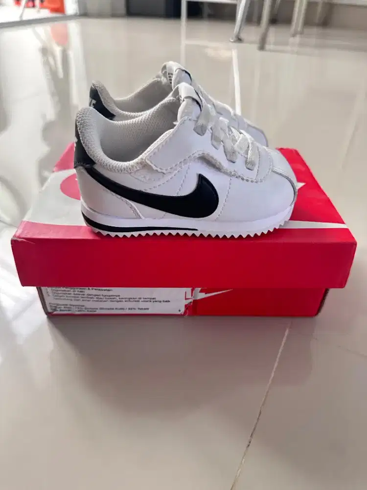 Sepatu Nike Kids Kondisi 99% Baru