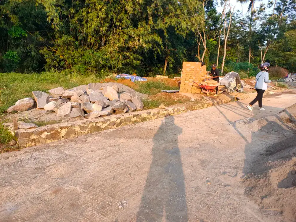 Tanah Sekitar kampus Unnes kawasan favorit mahasiswa sangat prospek