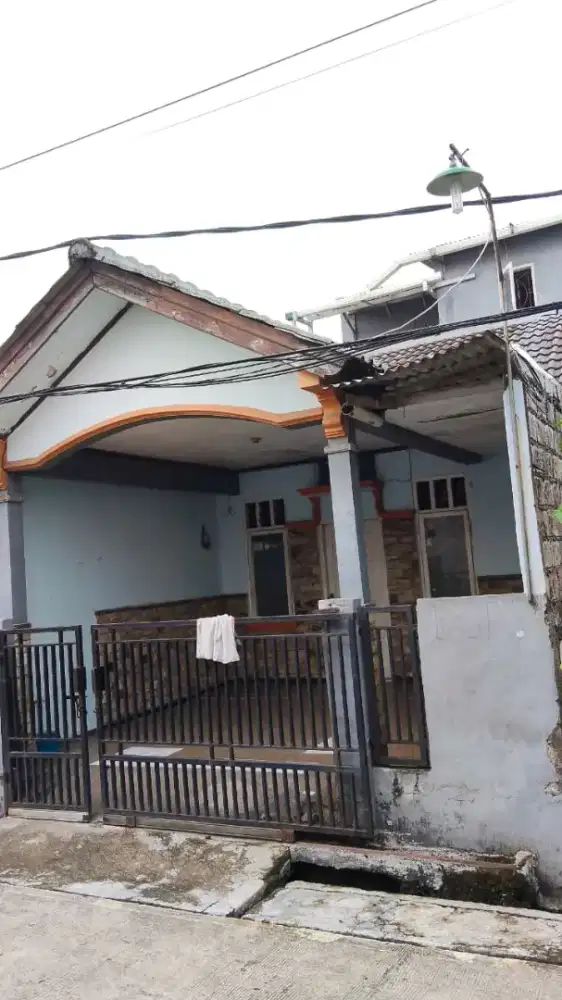 Disewakan Rumah Kontrakan 2 lantai