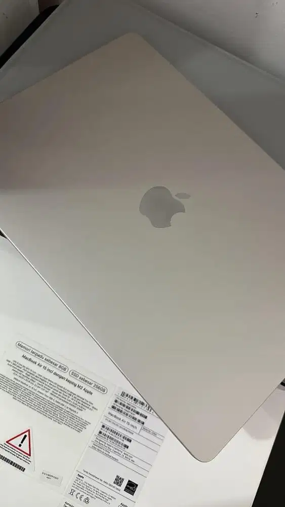 Macbook air m2 15 inch ibox