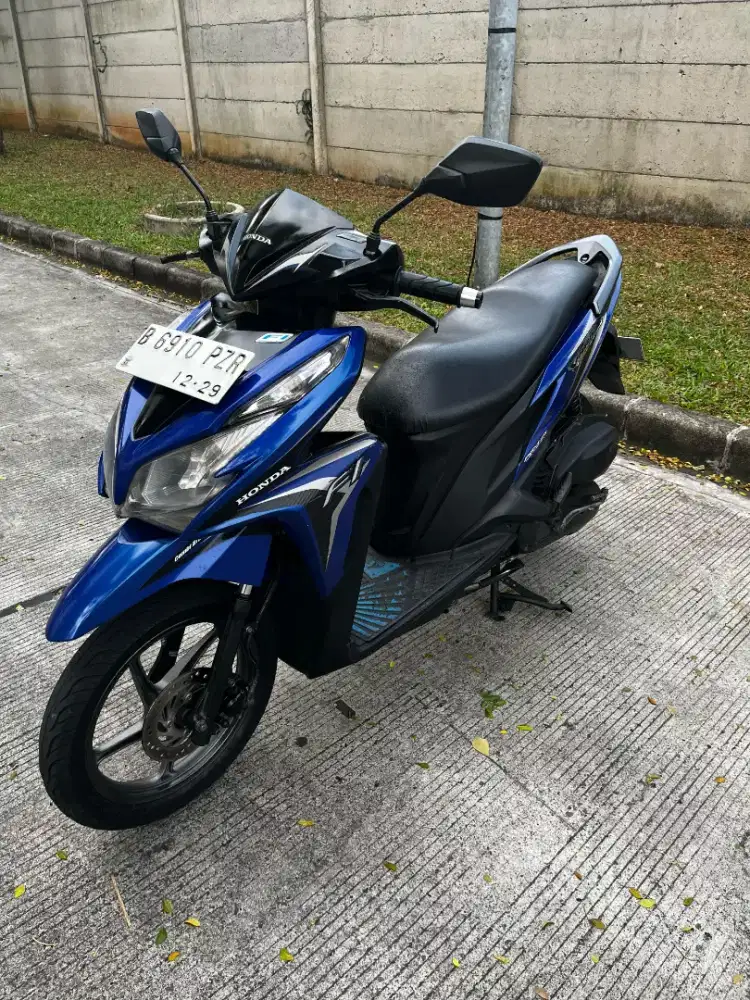 Vario 125 Kzr Cbs Iss Biru Glossy