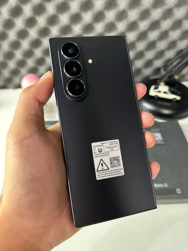 Samsung Z Fold 7 12/256GB Jetblack SEIN