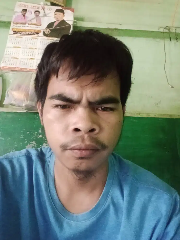 Saya sedang mencari pekerjaan harian