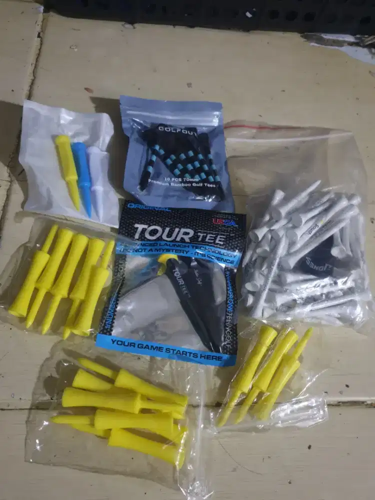 Tee golf borongan