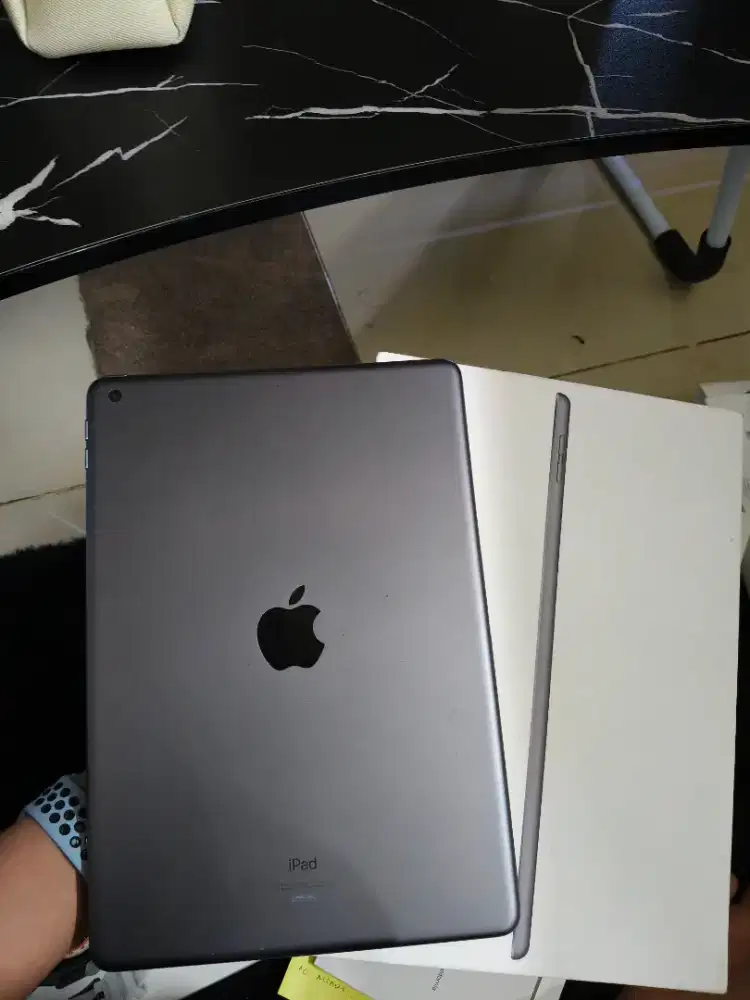 iPad gen 7 32gb iBox silver