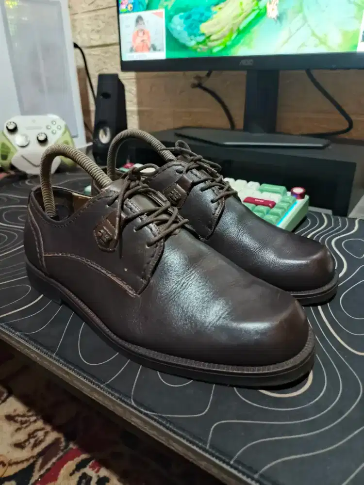 Sepatu Watchout Kulit Asli