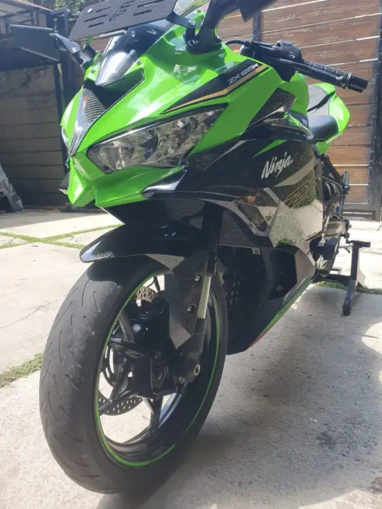 Kawasaki ZX25R 2021 ABS