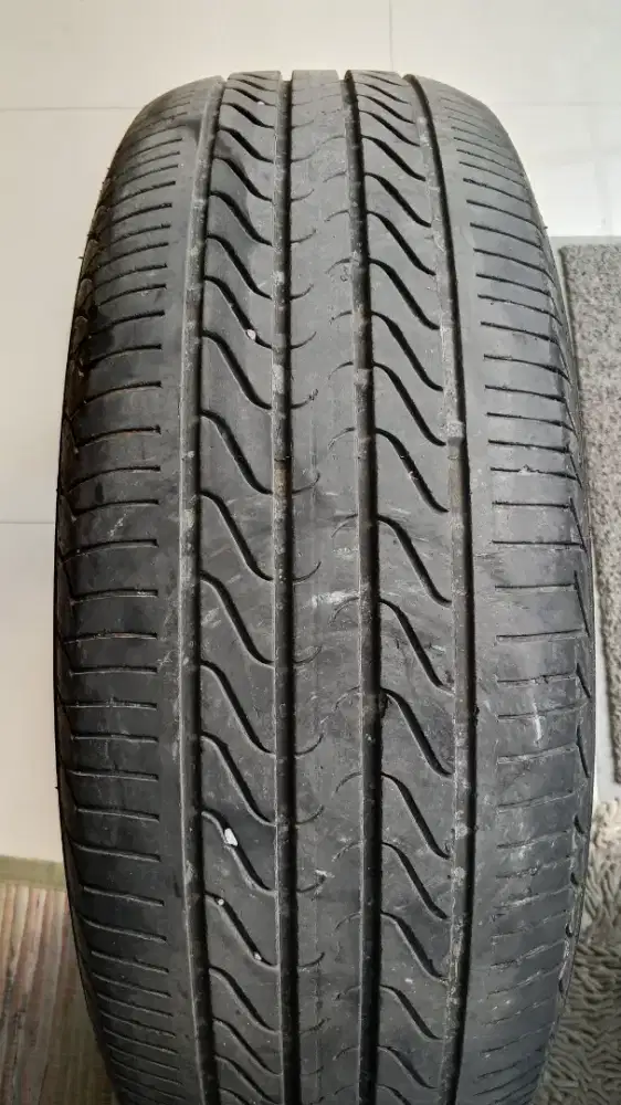 Ban Accelera 205/65/R16