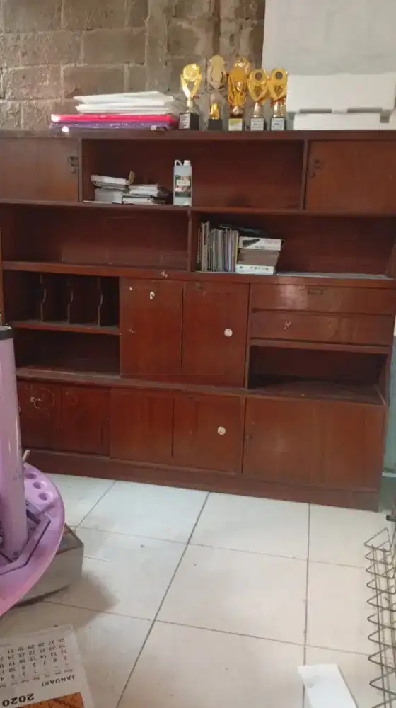 Bufet kayu jati tua