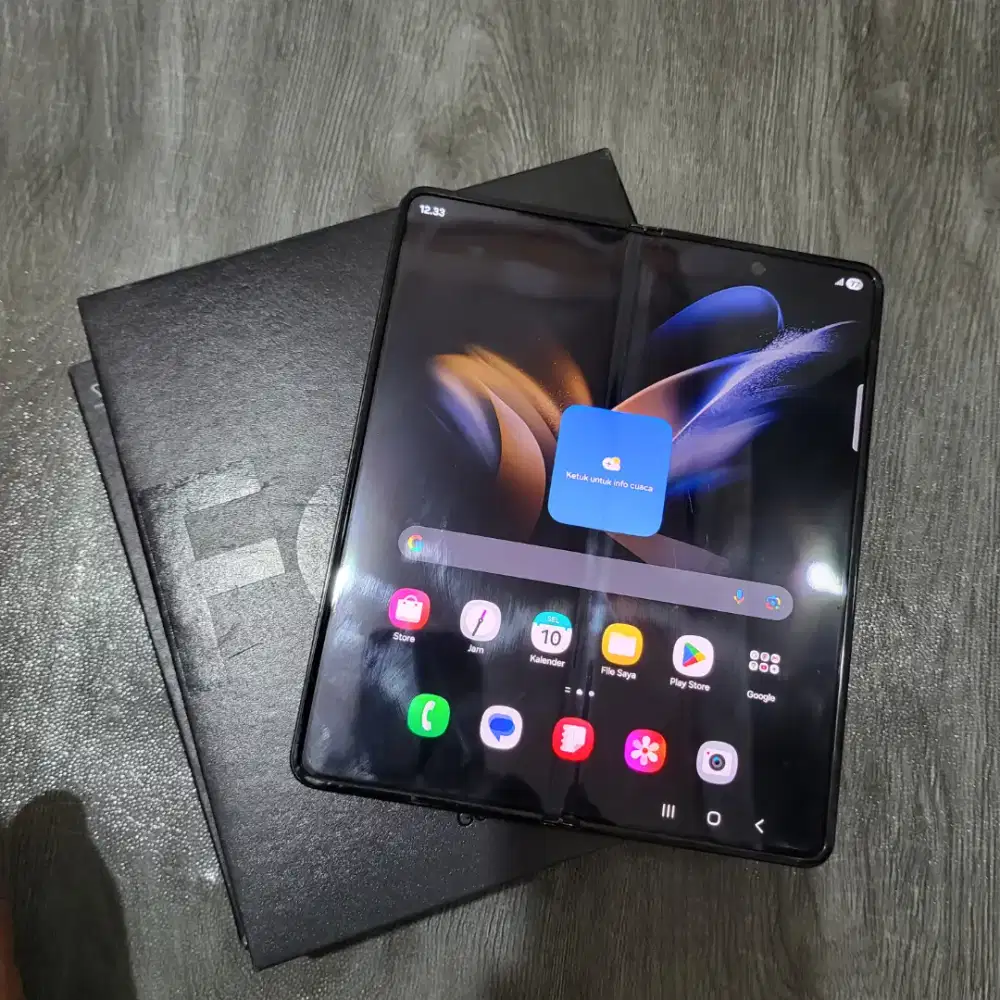 SAMSUNG Z FOLD 4