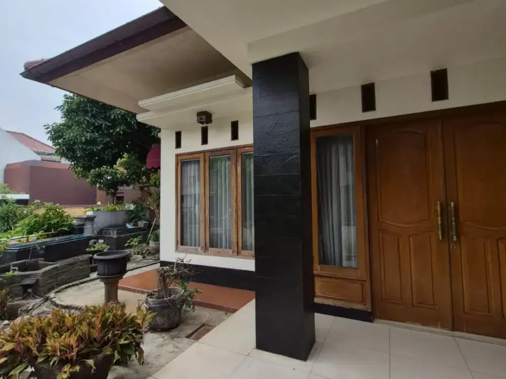 Puri Bintaro Jual Hitung Tanah - DIJUAL/DISEWA : Rumah Asri dan Luas di Bintaro Jaya Sektor 9 Tangerang Selatan - Harga Jual Nett 6,3M !