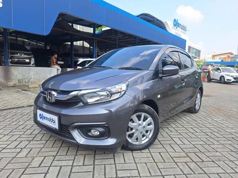 TDP 1 JUTA Honda Brio Satya 1.2 E Bensin-AT 2022 Abu-Abu CHFXB