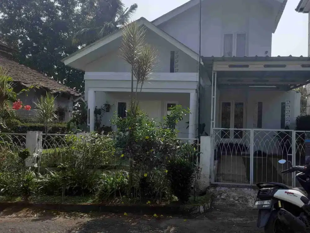 Villa 2 Lantai & kolam renang Ciater