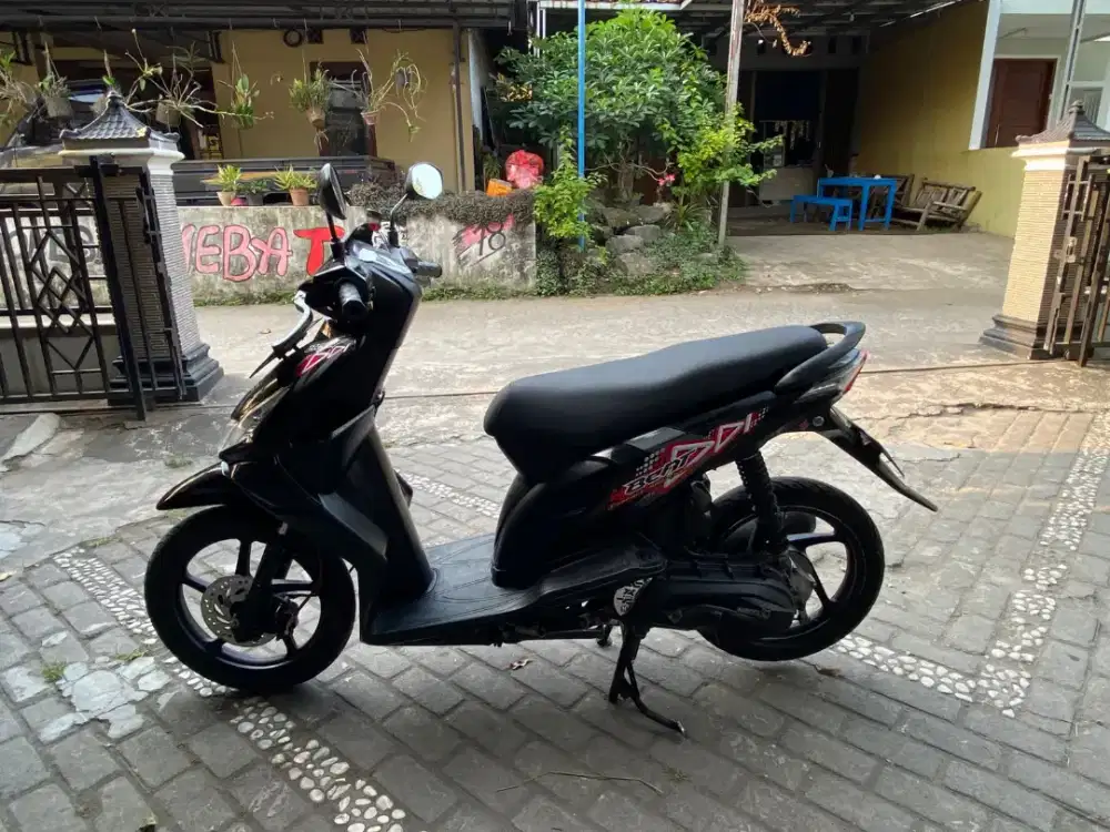 Beat thn 2011 plat AB sleman