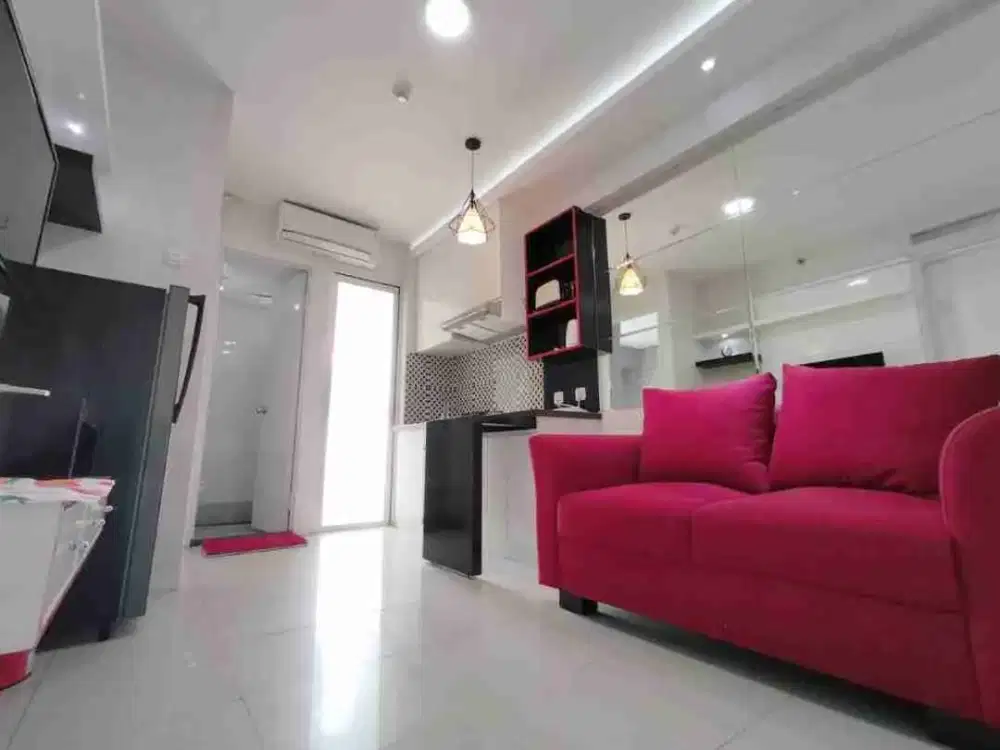 Sewa 2BR Furnished Lux apartemen Bassura City tower Flamboyan